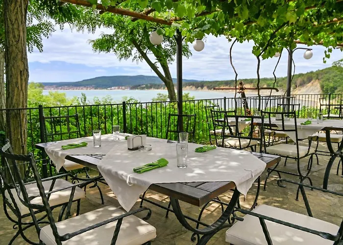 Complex Chayka Affittacamere 3*